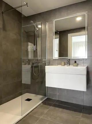 Apartamento Con Piscina Y Cerca De La Playa 캠브릴스 외부 사진